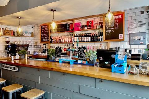 Restaurant for sale, Freehold Bar & Restaurant Located In The Centre Of Newquay, Cornwall