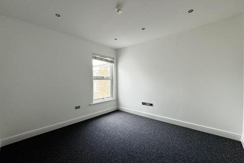 6 bedroom house to rent, Gunnersbury Lane, W3