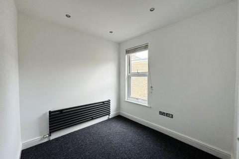 6 bedroom house to rent, Gunnersbury Lane, W3