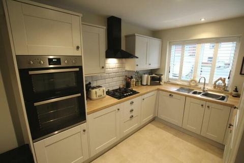 3 bedroom semi-detached house to rent, Lace Gardens, Ruddington, Nottingham, Nottinghamshire, NG11