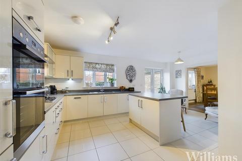 4 bedroom detached house for sale, Cotts Field, Aylesbury HP17