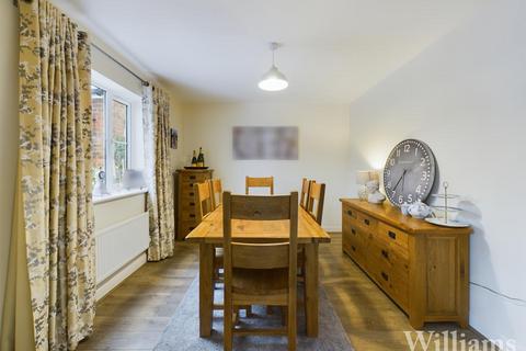 4 bedroom detached house for sale, Cotts Field, Aylesbury HP17