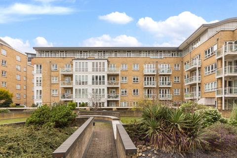 1 bedroom flat to rent, St. Davids Square, London