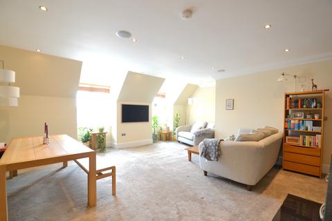 2 bedroom apartment for sale, Sussex Road, Haywards Heath RH16