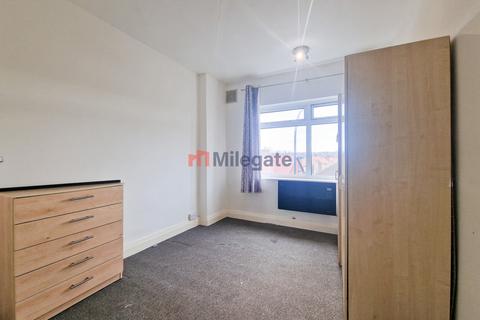 2 bedroom flat to rent, Bromley Hill, Bromley BR1