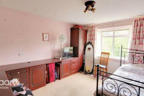 1 Freshfields, Croydon, CR0 7QS