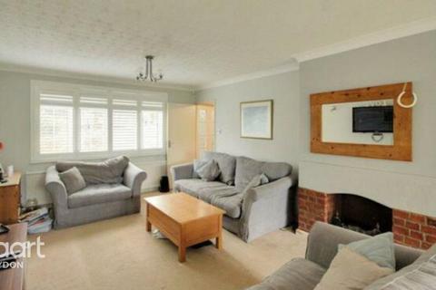1 Freshfields, Croydon, CR0 7QS