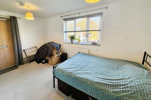 42 Stonefield Close, Eastleaze, Swindon, SN5 7EH