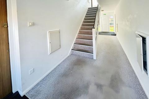 42 Stonefield Close, Eastleaze, Swindon, SN5 7EH