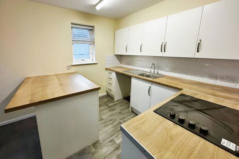 1 bedroom flat for sale, Amber Court, Colbourne Street, Swindon, SN1 2HB