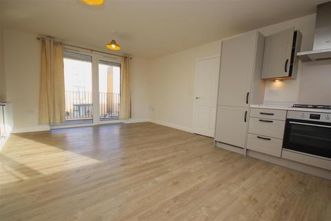 2 bedroom apartment to rent, Osprey Drive, Trumpington CB2