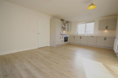 2 bedroom apartment to rent, Osprey Drive, Trumpington CB2