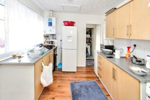 2 bedroom ground floor flat for sale, Farndale Road, Newcastle upon Tyne, Tyne and Wear, NE4 8TX