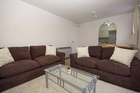 1 bedroom flat to rent, Harrier Road, London NW9