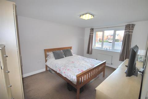 2 bedroom flat for sale, Stott Wharf, Leigh