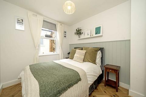 1 bedroom flat for sale, Princes Road, London W13