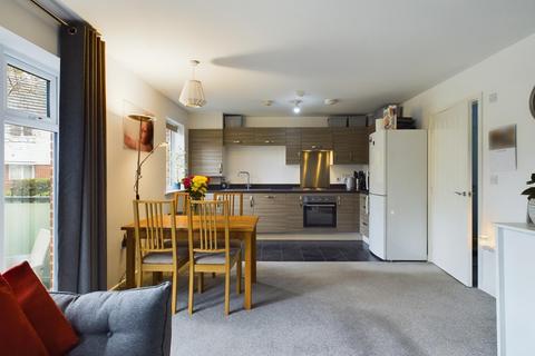 2 bedroom flat for sale, Patrick Clayton Drive, Repton Park, Ashford, TN23