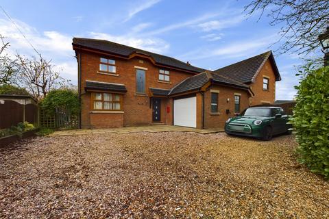 4 bedroom detached house for sale, Grange Road, Elswick PR4