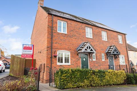 3 bedroom semi-detached house for sale, Willoughby Chase, Gainsborough, DN21