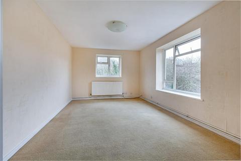 1 bedroom flat for sale, Carlton Avenue, Stourbridge, DY9 9EG