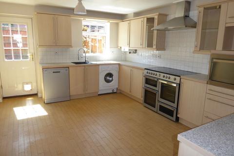 3 bedroom house to rent, Chaffinch Road, Bury St Edmunds IP32