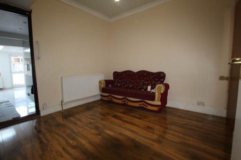 5 bedroom house to rent, Gordon Road, Southall, Middlesex