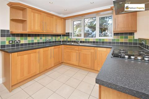 4 bedroom detached house for sale, Finchdean Close, Stoke-On-Trent ST3