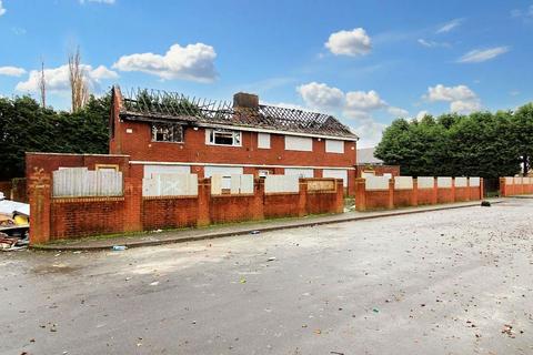 1 bedroom detached house for sale, Hughes Road, Wednesbury, West Midlands, WS10 8SN