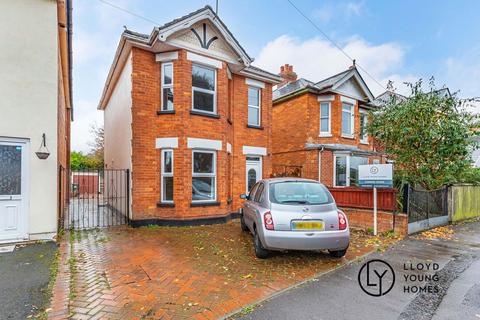 3 bedroom detached house for sale, Cranleigh Road, Bournemouth BH6