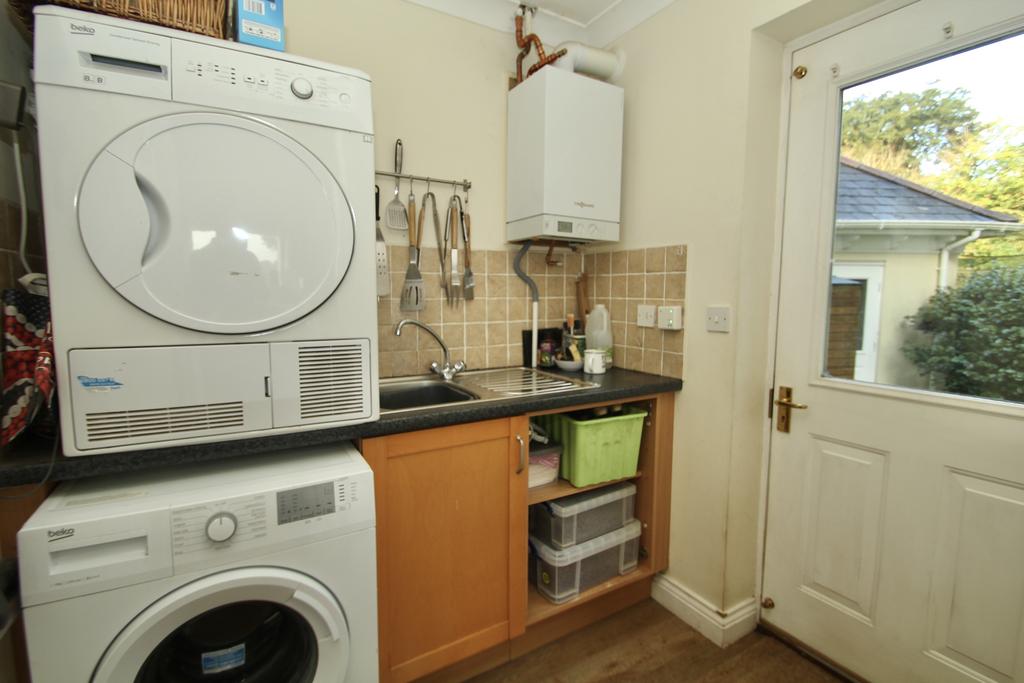 Separate Utility Room