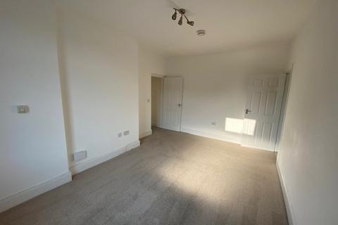 1 bedroom flat to rent, Tixall Road, Littleworth, Stafford, ST16