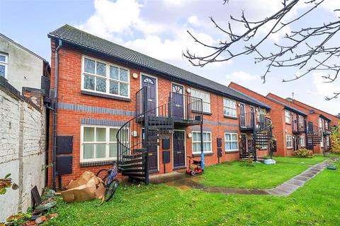 1 bedroom apartment for sale, India Road, Gloucestershire GL1