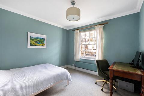 Flat F, 10 Compton Road, London, N1 2PA