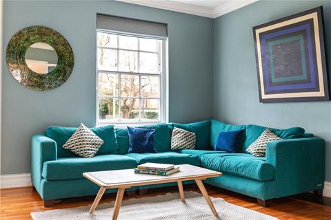 Flat F, 10 Compton Road, London, N1 2PA
