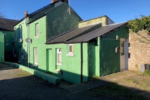 1 bedroom flat to rent, 28 Commercial Row, Pembroke Dock, Pembrokeshire