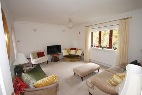 2 bedroom flat for sale, Albemarle Road, Beckenham, BR3