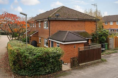 20 Bakers Way, Capel, Dorking, RH5 5JS