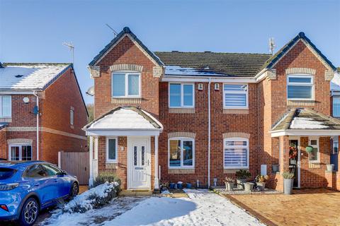 3 bedroom semi-detached house for sale, Avocet Close, Hucknall NG15