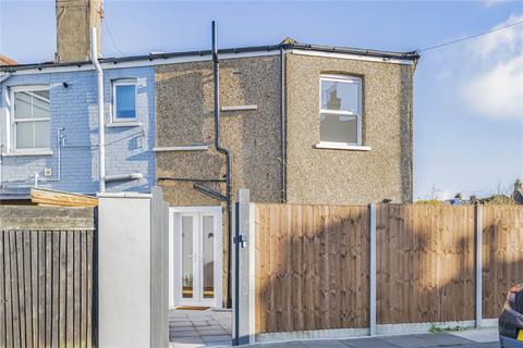 2 bedroom end of terrace house for sale, Alston Road, Barnet, EN5