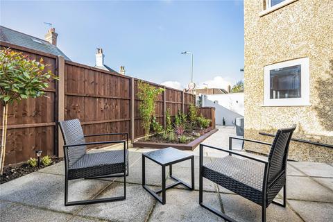 2 bedroom end of terrace house for sale, Alston Road, Barnet, EN5