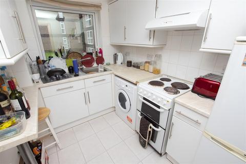 1 bedroom flat to rent, Seymour Close, Selly Park, Birmingham