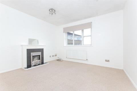 2 bedroom flat for sale, Richards Way, Cippenham