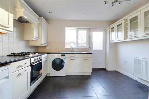 2 bedroom semi-detached house for sale, Sandringham Road, Brough