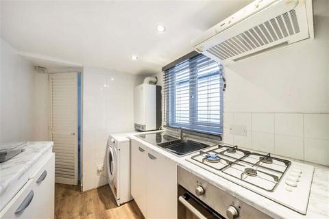 2 bedroom terraced house to rent, Victor Road, Teddington TW11