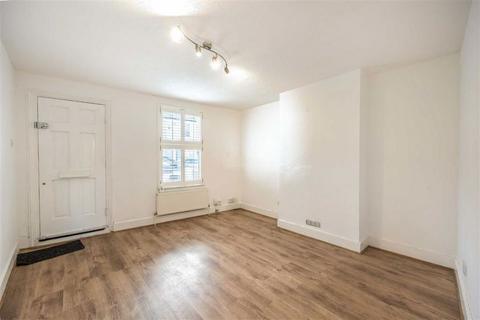 2 bedroom terraced house to rent, Victor Road, Teddington TW11