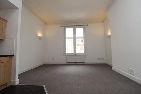 2 bedroom flat to rent, West Regent Street, Glasgow G2