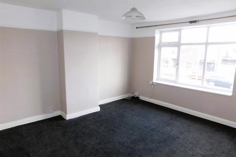 1 bedroom flat to rent, Hollinwood Avenue, Manchester