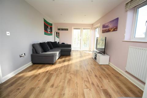 2 bedroom flat for sale, Radstock Crescent, Broughton, Milton Keynes