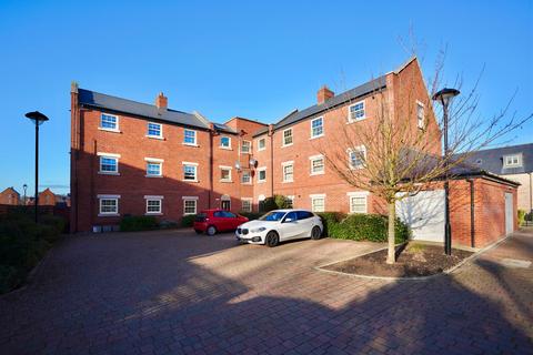 2 bedroom flat for sale, Central Avenue, Brampton, Huntingdon, PE28