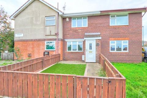 2 bedroom semi-detached house to rent, Moorgate, Middlesbrough, TS6